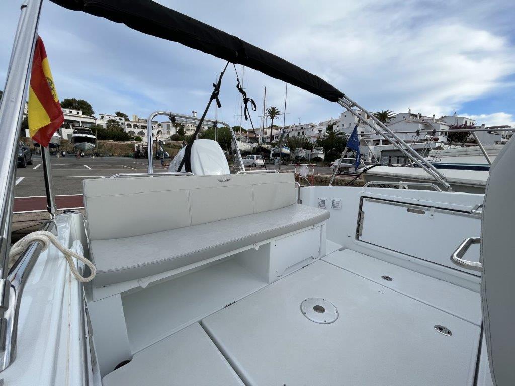 Beneteau Flyer 8 Sundeck for sale in Menorca - Clearwater Marine